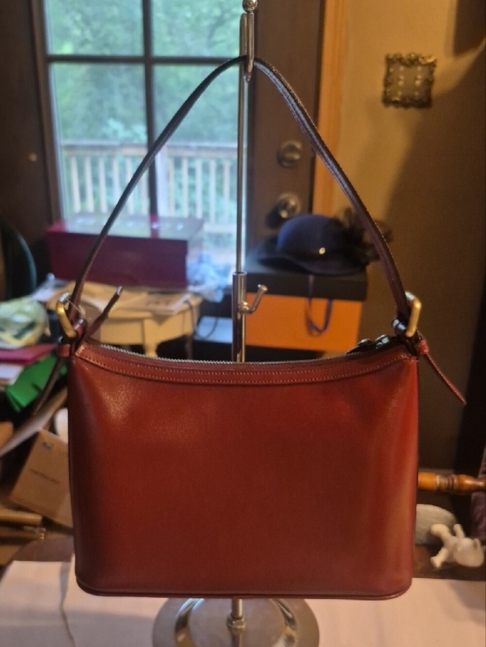 NWT Burberry Shoulder Bag in Deep Burgundy - Classic Women's Handbag NWT - Picture 5 of 9